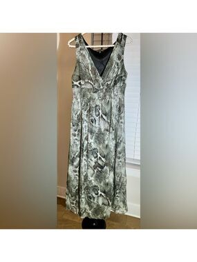 Chaudry KC snake print maxi dress - size large - smocked waist/comfortable